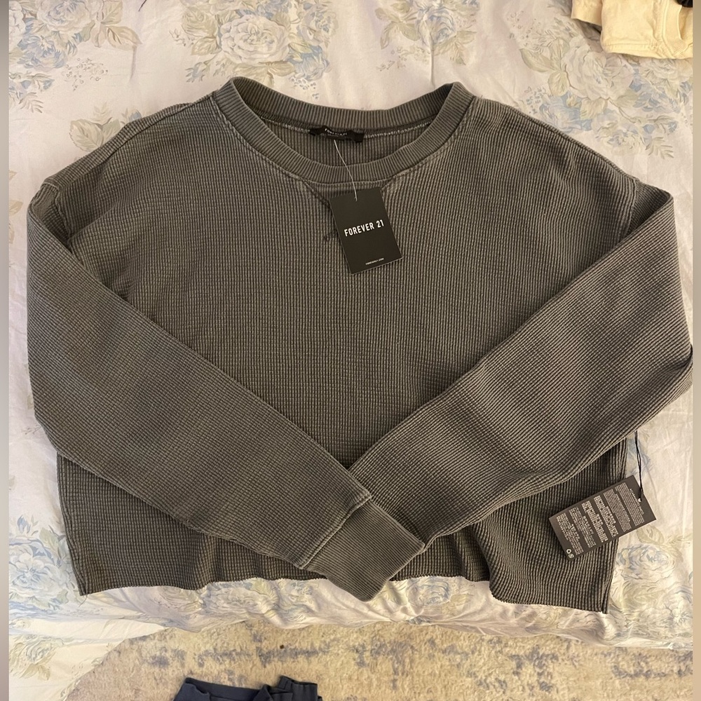 NWT Forever 21 Boxy Waffle Knit Cropped Long Sleeve